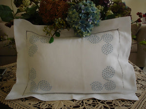 White Liz Swirl Boudoir